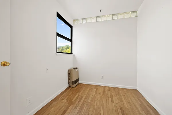 Rented by Corcoran | media 11