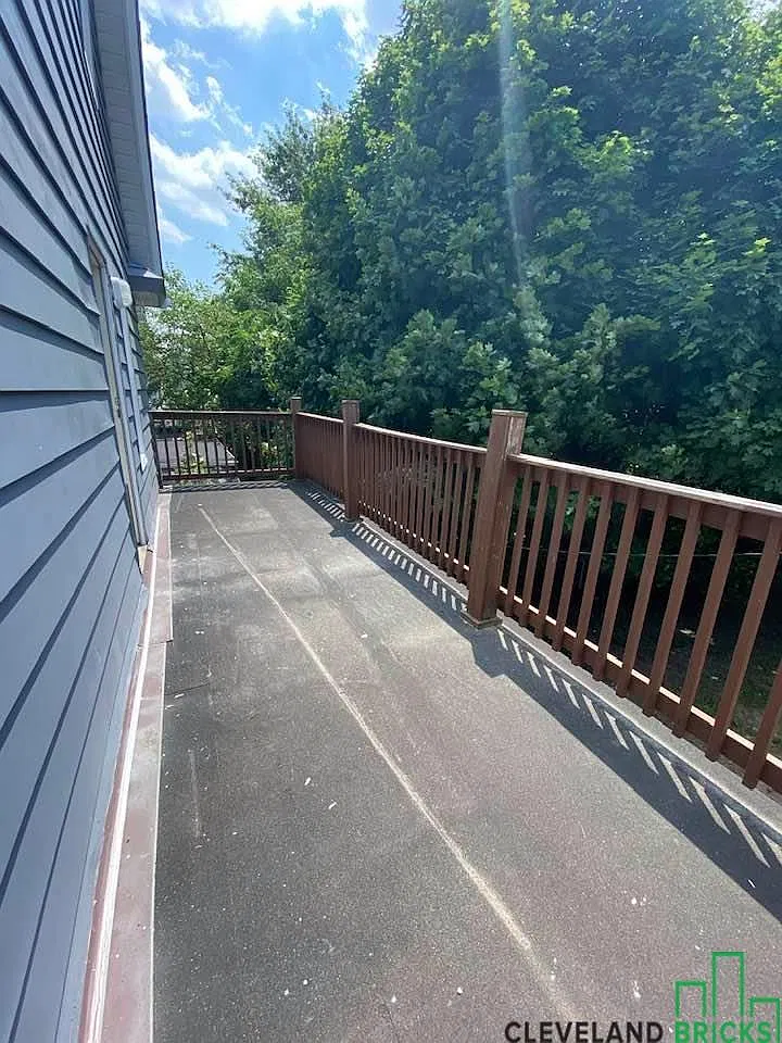 3 bed, 1185 sqft, $1,375 — Photo 4