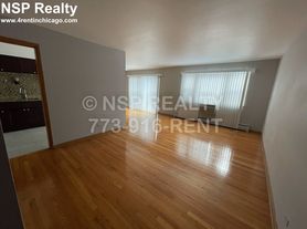 1004 S River Rd