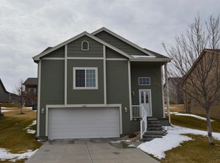 16009 Browne St, Omaha, NE 68116