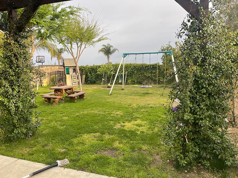 2419 Campania Dr — Photo 6
