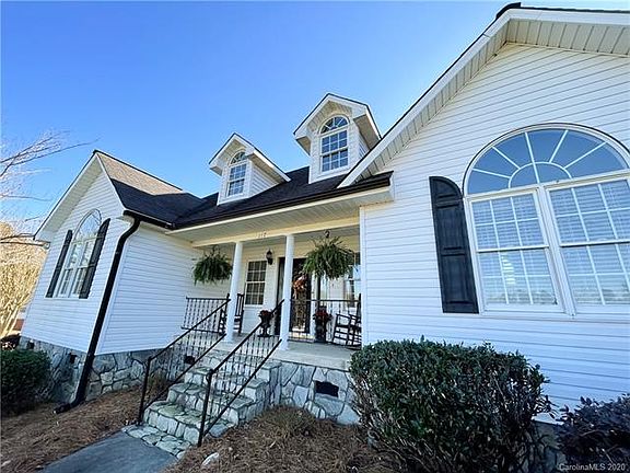 5th image of 117 Grace Lynn Dr