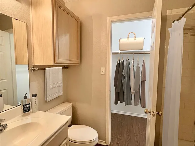 116 Crest Dr — Photo 13