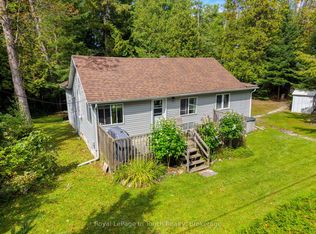 10 Pilon Rd, Tiny, ON L0L2J0