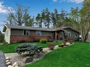 77 S Shore Dr, Alden, NY 14004