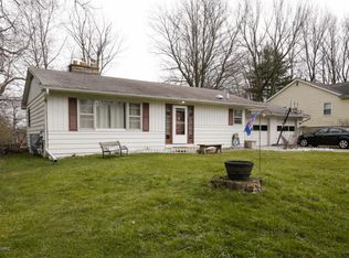 322 28th St N, Springfield, MI 49037