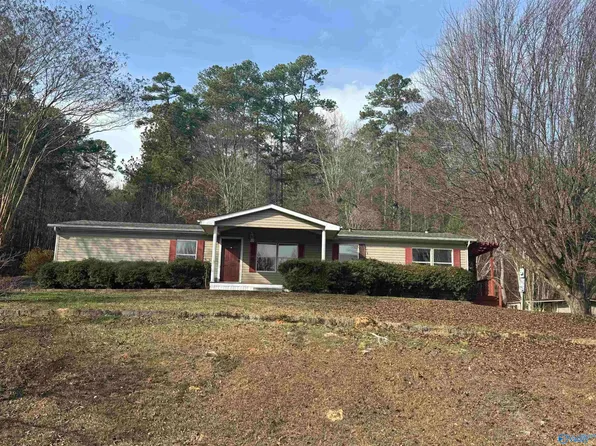 585 County Road 686, Cedar Bluff, AL 35959