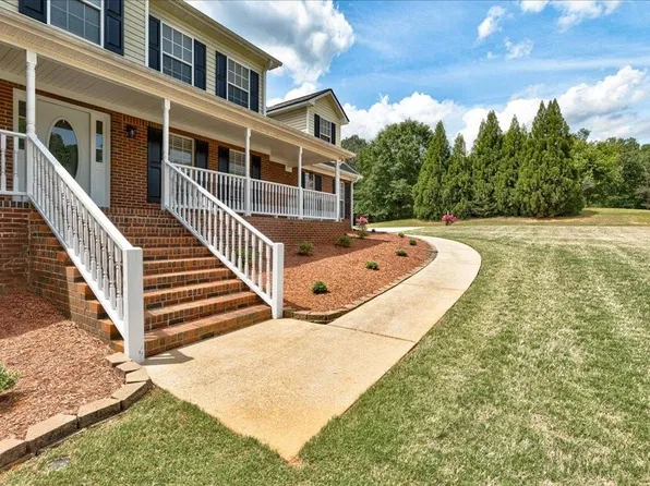 401 Whisper Wood Way, Locust Grove, GA 30248