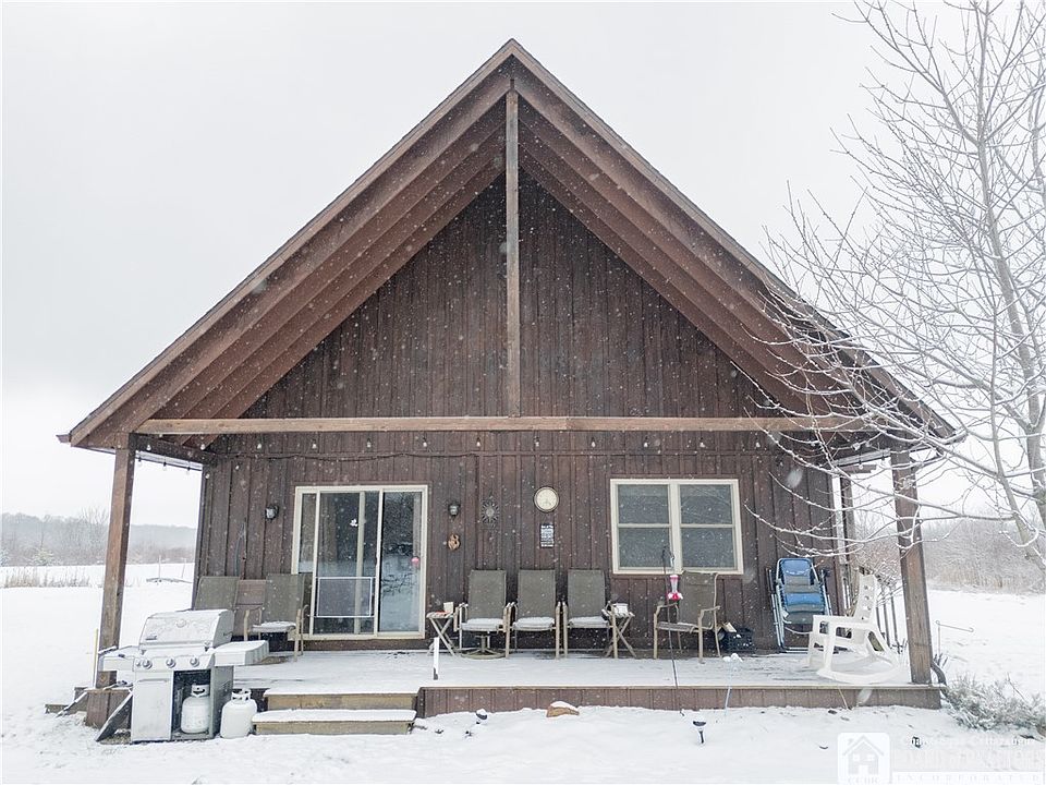 1st image of 7497 Hall Rd