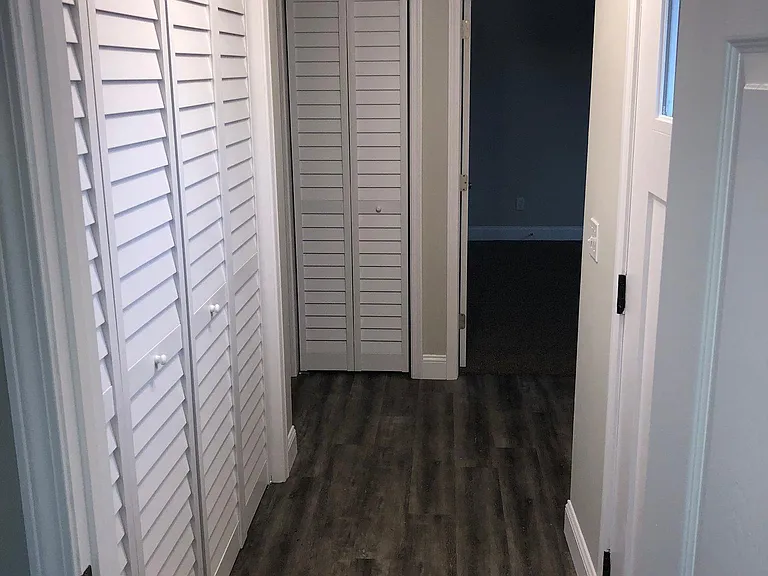 507 Carmen St — Photo 10