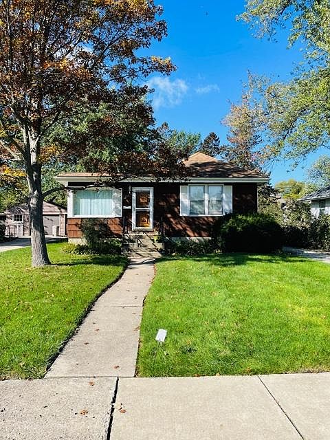 1st image of 220 N Yale Ave