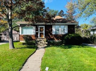 220 N Yale Ave, Villa Park, IL 60181