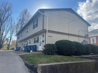 409 E 8th St, Alton, IL 62002