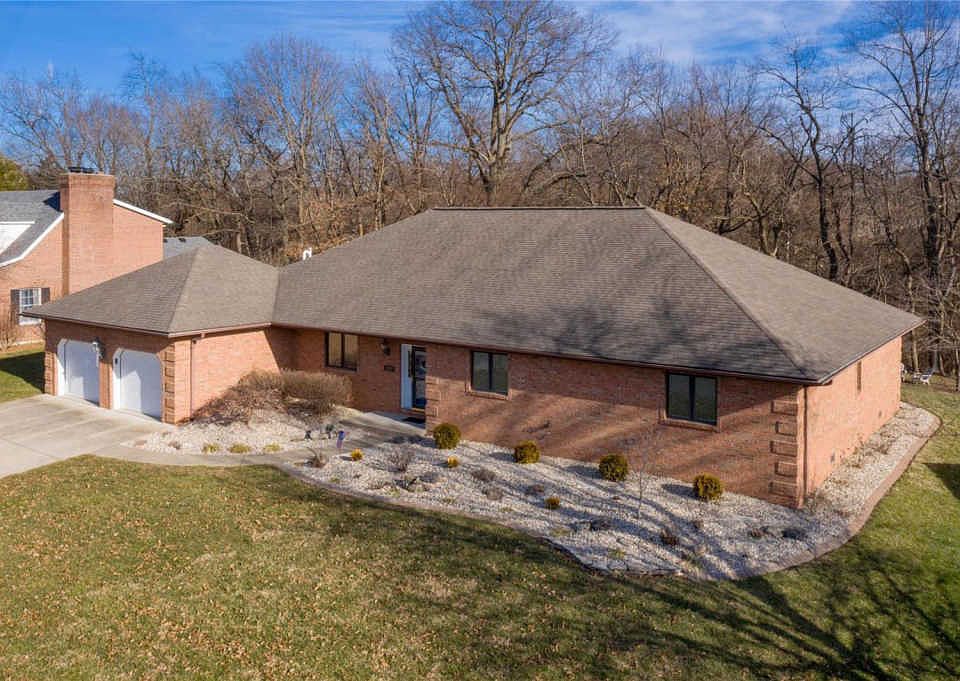 1st image of 1737 Saint Andrews Dr