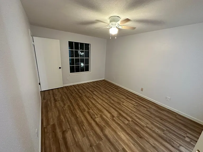 9700 Leawood Blvd #1404 — Photo 5