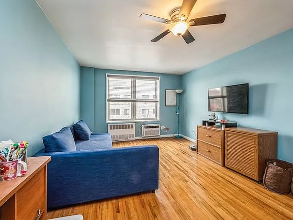 3rd image of 3215 Olinville Ave APT 4B