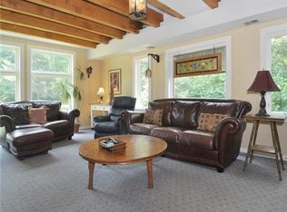 137 Howard Hill Rd, Foster, RI 02825