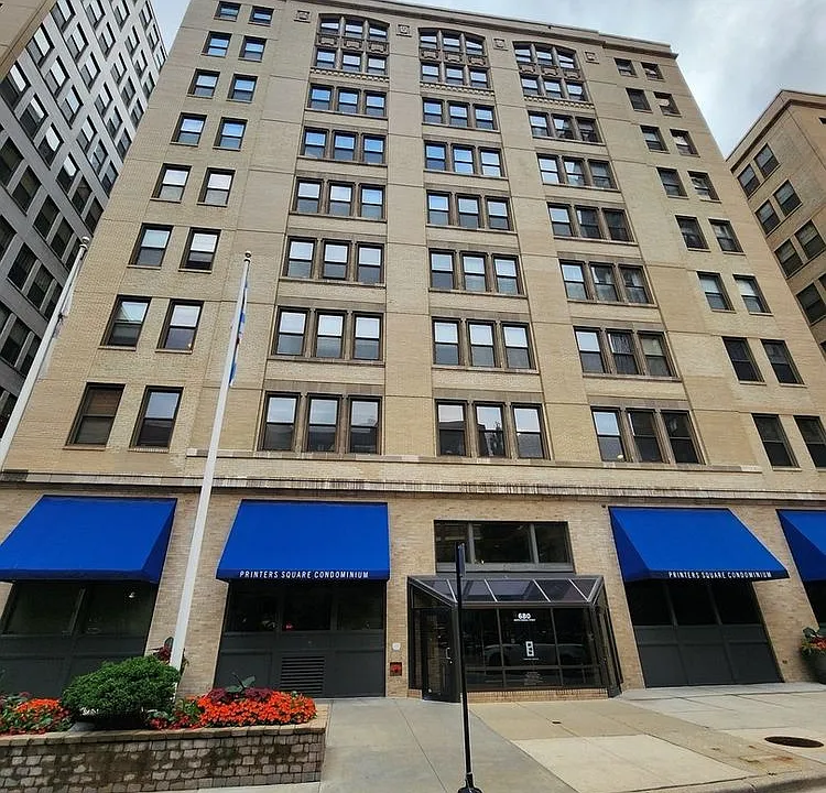 680 S Federal St #909