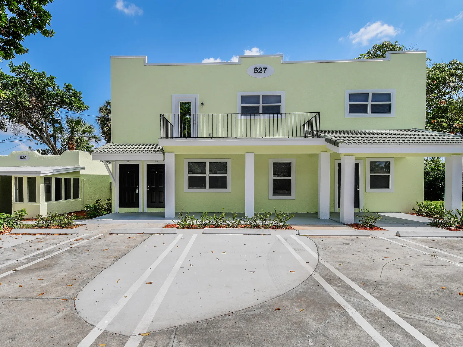2 bed, 1.0 bath, 530 sqft, $1,750 — Photo 1