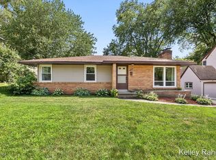 448 Eleanor St NE, Grand Rapids, MI 49505
