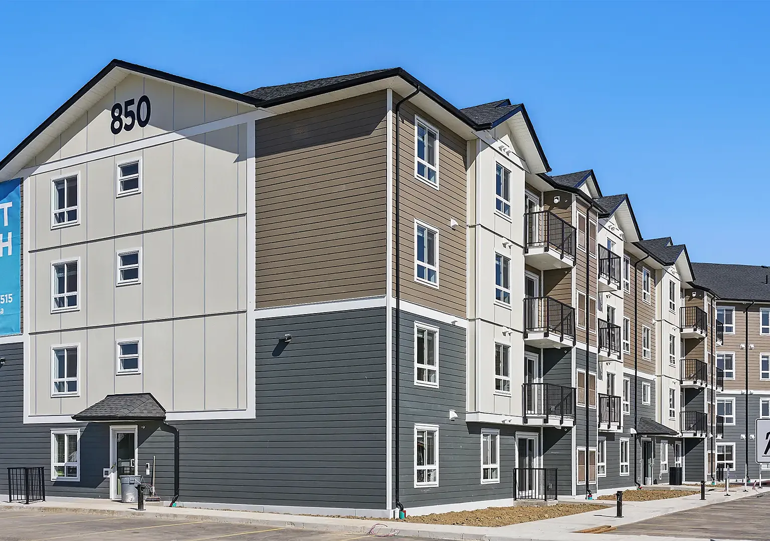 Traditions Apartments — Photo 2