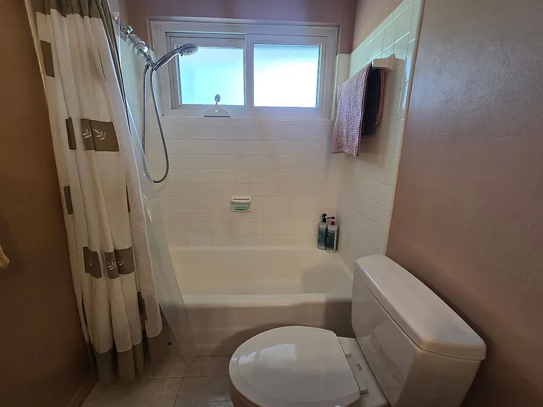 2441 Gulf Gate Dr — Photo 14