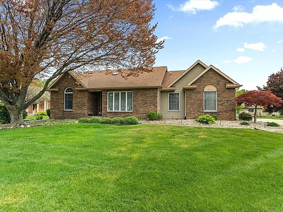 2nd image of 6125 Lansdown Ct
