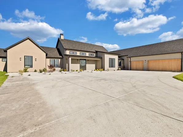 7256 Tom Trails, Krum, TX 76249