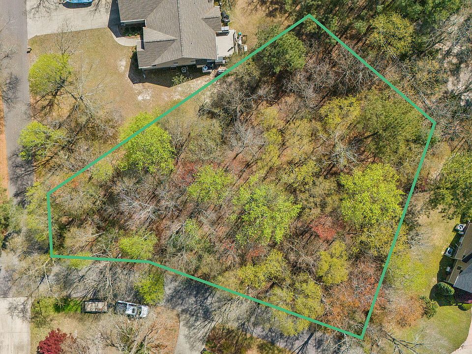 1st image of 266 Crown Point #75