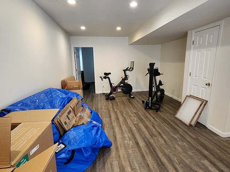 4736 Laurelglen Ln — Photo 34