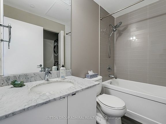 5th image of 51 E Liberty St #1315