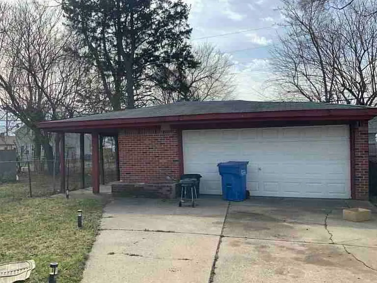 7260 Timken Ave #1 — Photo 3