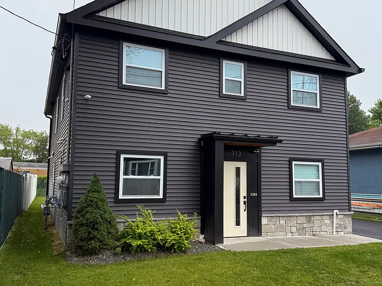 113 Carteret St #A — Photo 2
