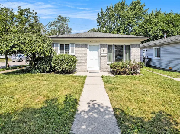 19263 Roger St, Melvindale, MI 48122