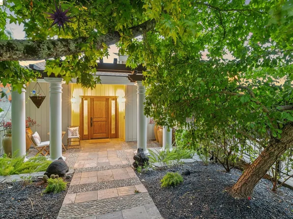 7015 Elverton Dr, Oakland, CA 94611