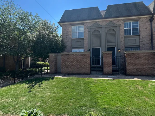 6980 Roswell Rd, Sandy Springs, GA