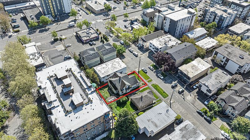 5th image of 1526 NW 53rd Street