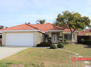 1008 Harvest Creek Rd, Bakersfield, CA 93312