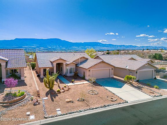 2nd image of 880 S Desert Sunset Drive