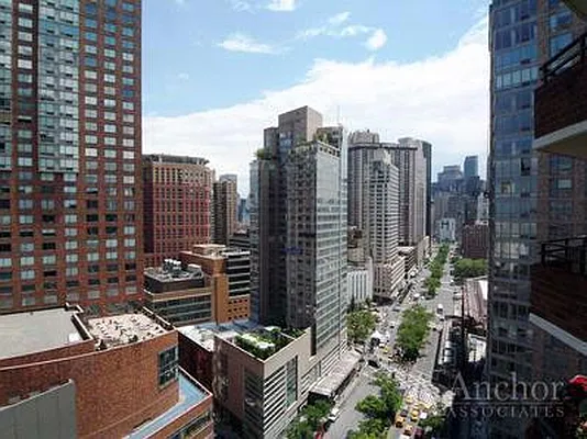 Rented by Anchor Associates | media 20