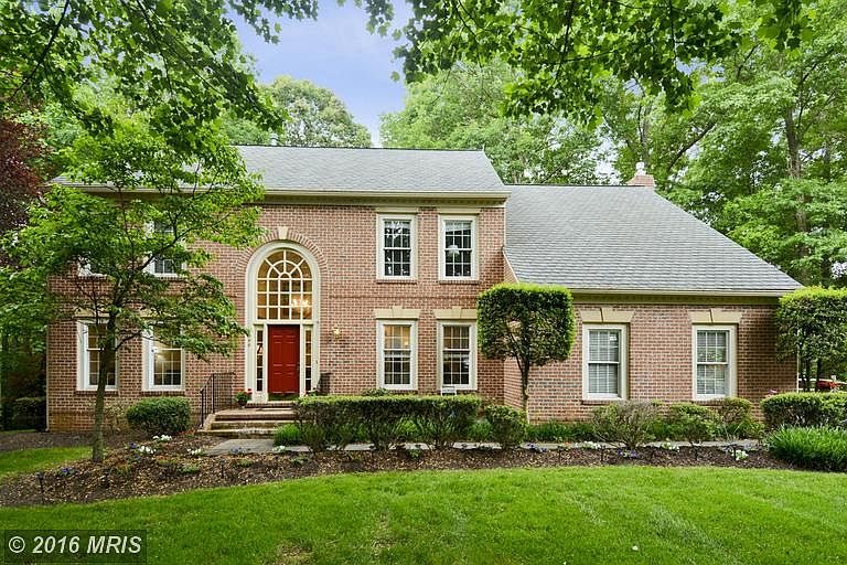 1st image of 1096 McCue Ct
