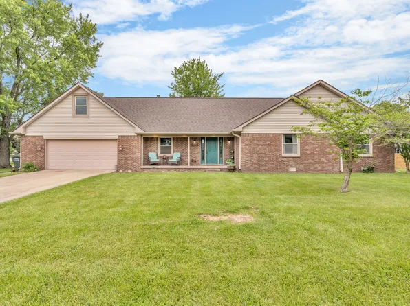 1934 Constitution St, Greenfield, IN 46140