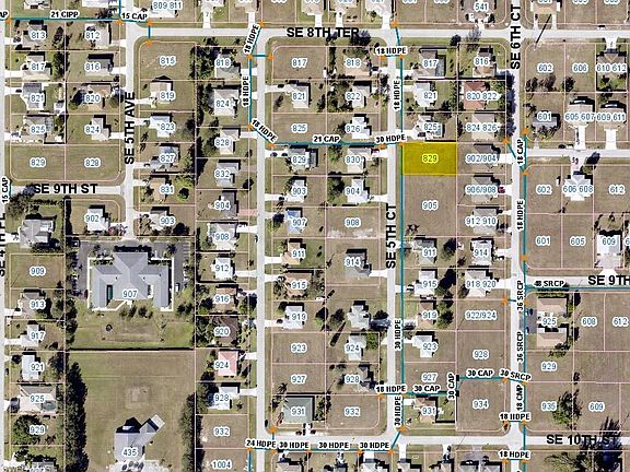 4th image of 829 SE 5th Ct