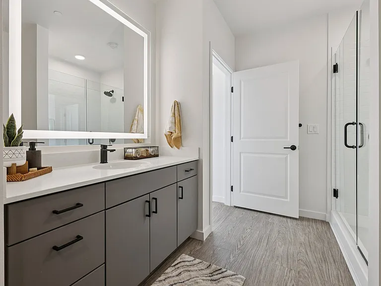 Lura Vegas Apartments — Photo 38