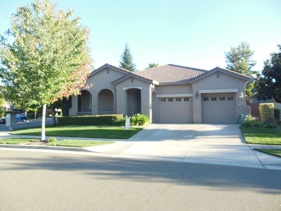 1st image of 1463 Barona St