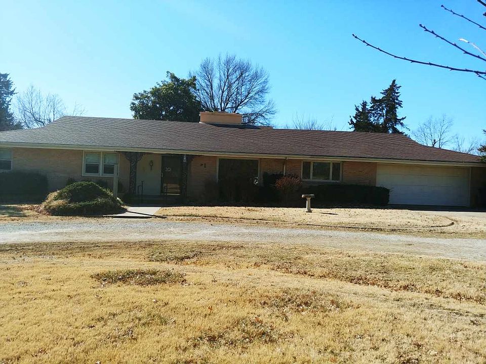 1st image of 1 Eastridge Dr