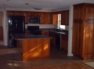 302 4th Ave, Ruskin, FL 33570