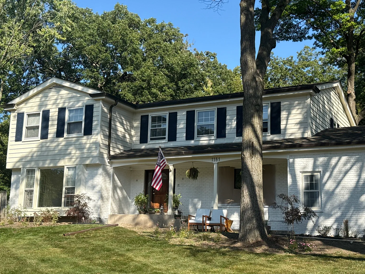 5 bed, 3.5 bath, 3300 sqft, $9,995 — Photo 1