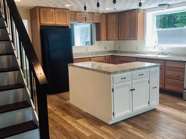 408 Sweet Valley Rd, Hunlock Creek, PA 18621