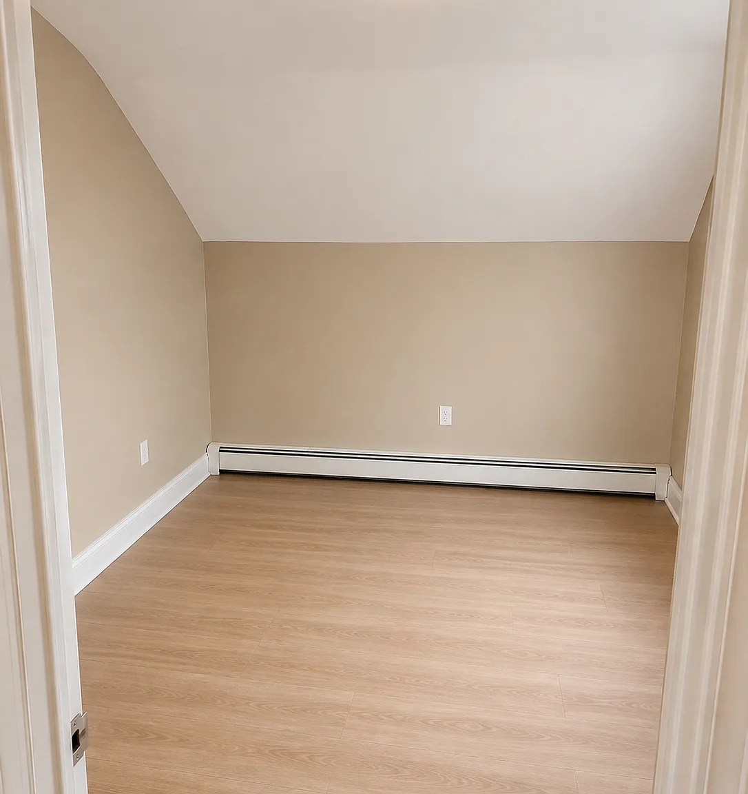 4 bed, 1200 sqft, $2,500 — Photo 3
